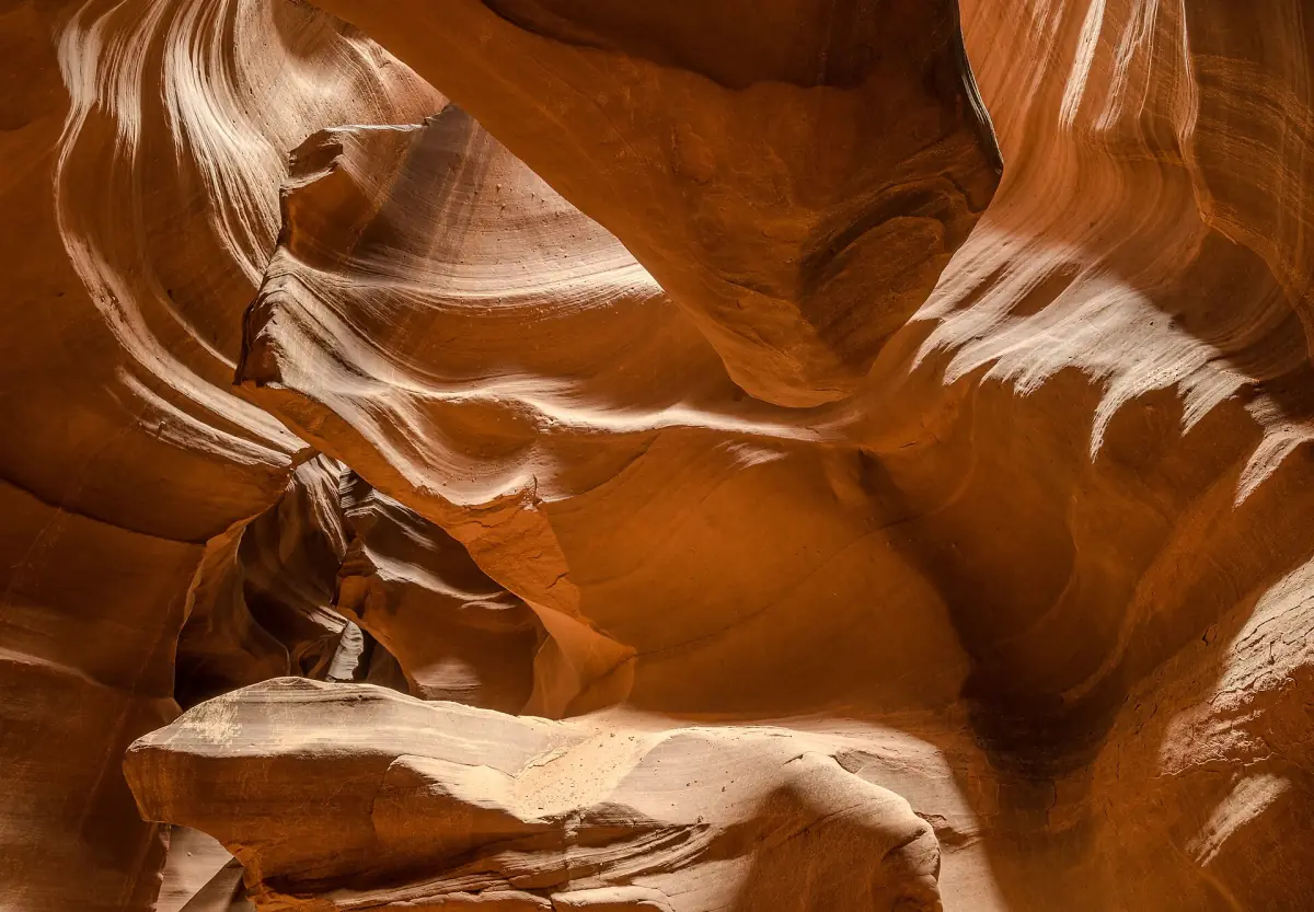 Curving sandstone walls inside Upper Antelope Canyon near Page